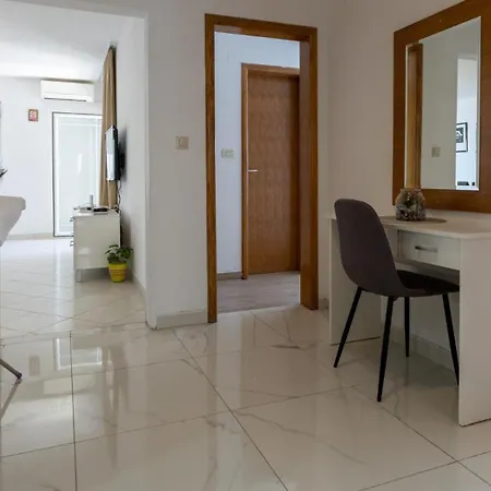 Appartement Jelinic 2 By Guide